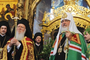 Ortodoks Dünyasında İpler Kopuyor