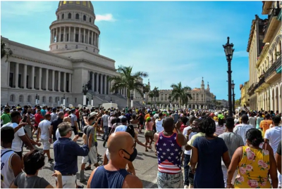 Kübalılar Son Yılların En Büyük Kitlesel Protestosu için Sokağa Döküldü